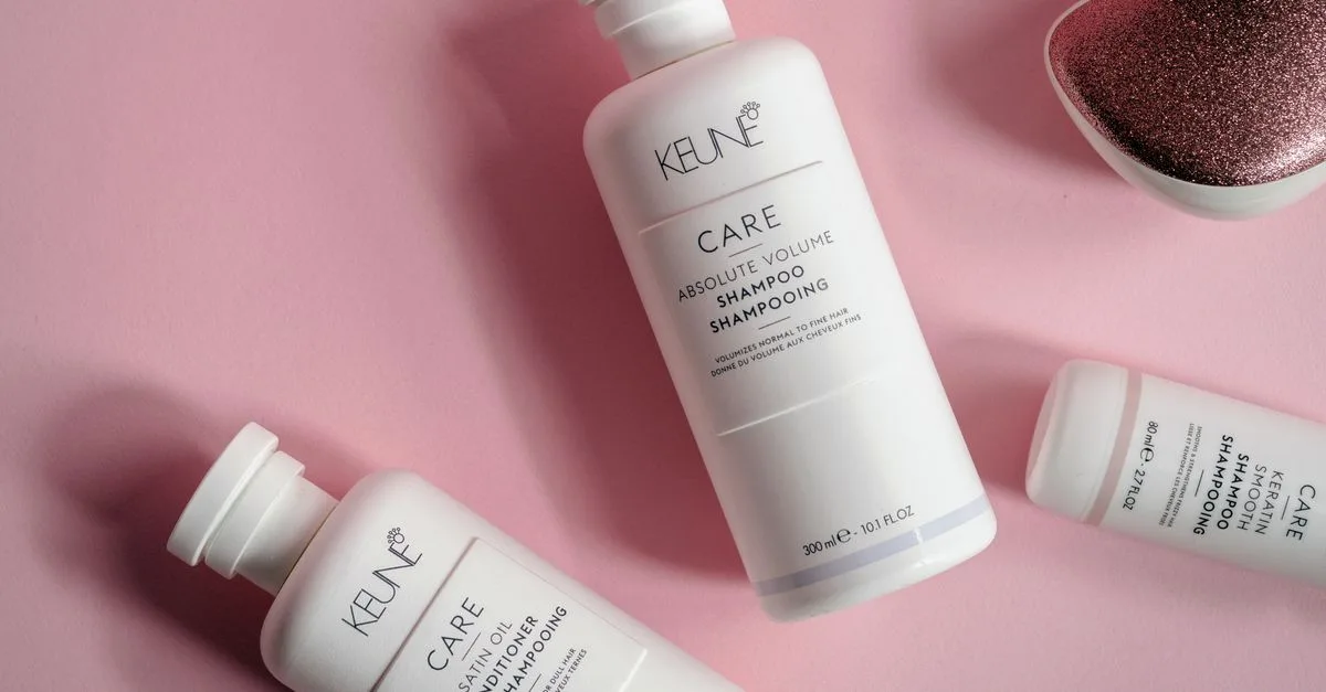conseils et astuces pour prendre soin de vos cheveux, découvrir des routines adaptées et utiliser les meilleurs produits pour une chevelure saine et éclatante.